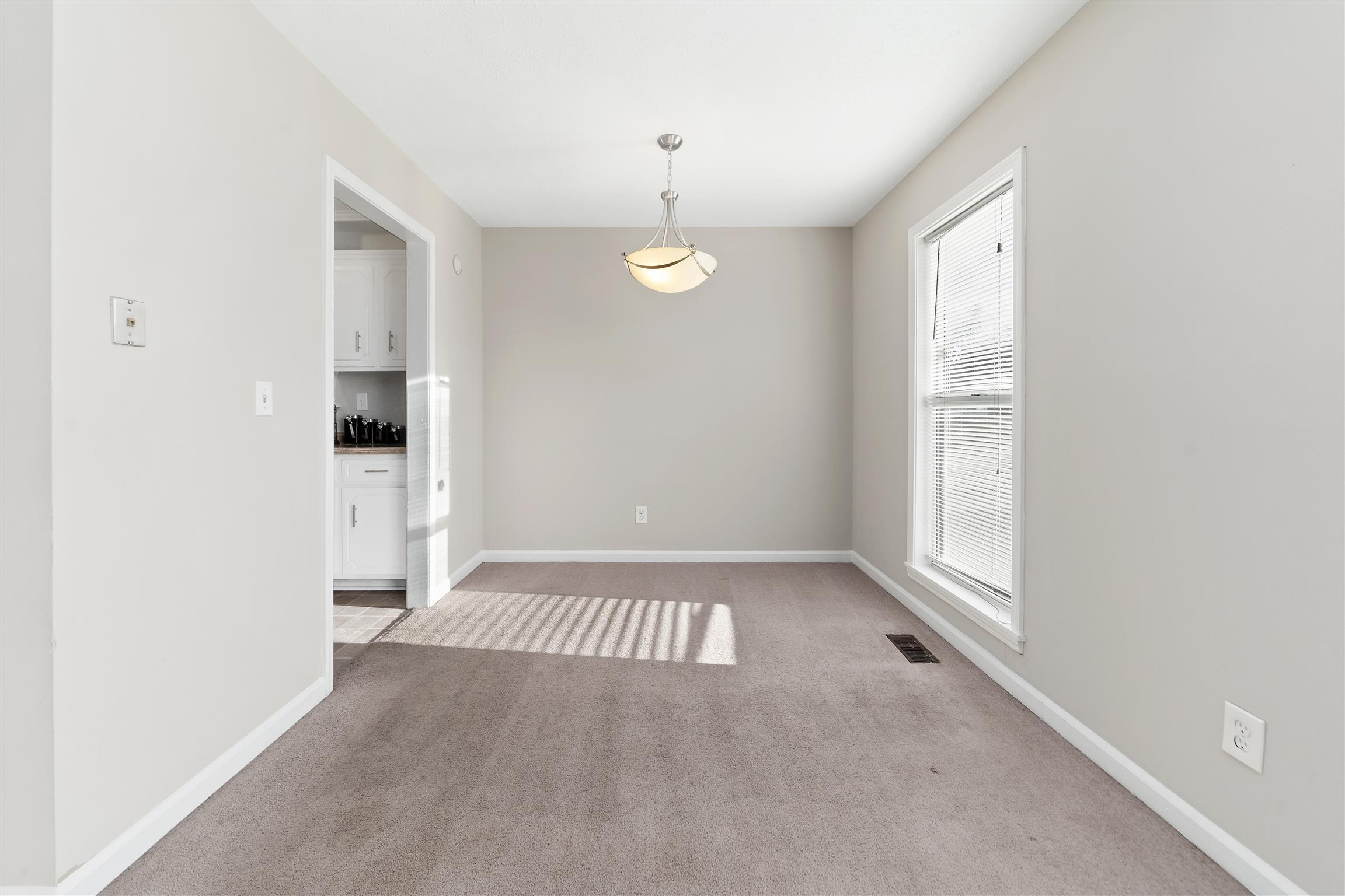 21 Cable Road Oak Grove, KY 42262 - Photo 8 of 16 Dining Room Area with tons of natural light!