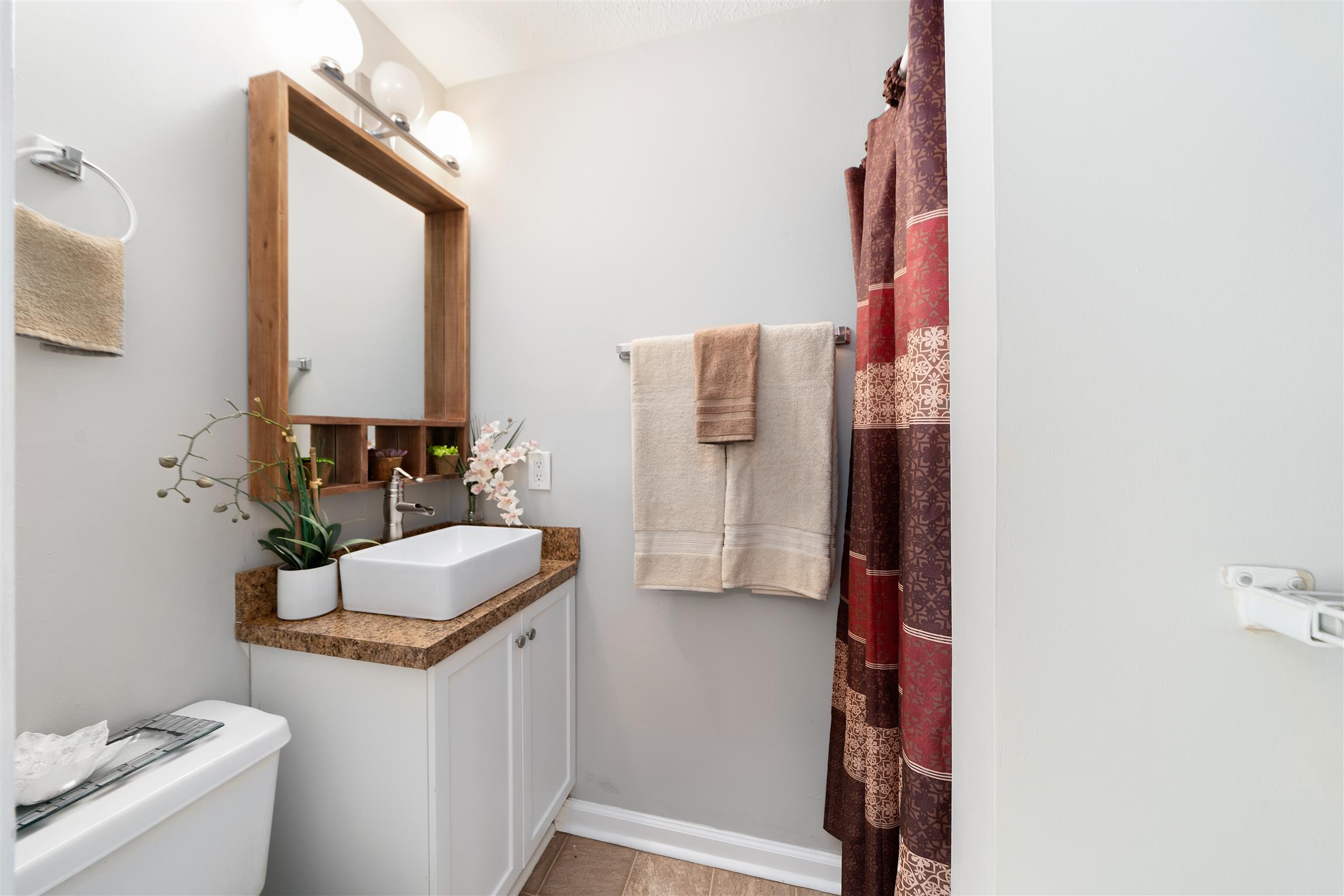 21 Cable Road Oak Grove, KY 42262 - Photo 10 of 16 GORGEOUS Modern Master Bathroom!!