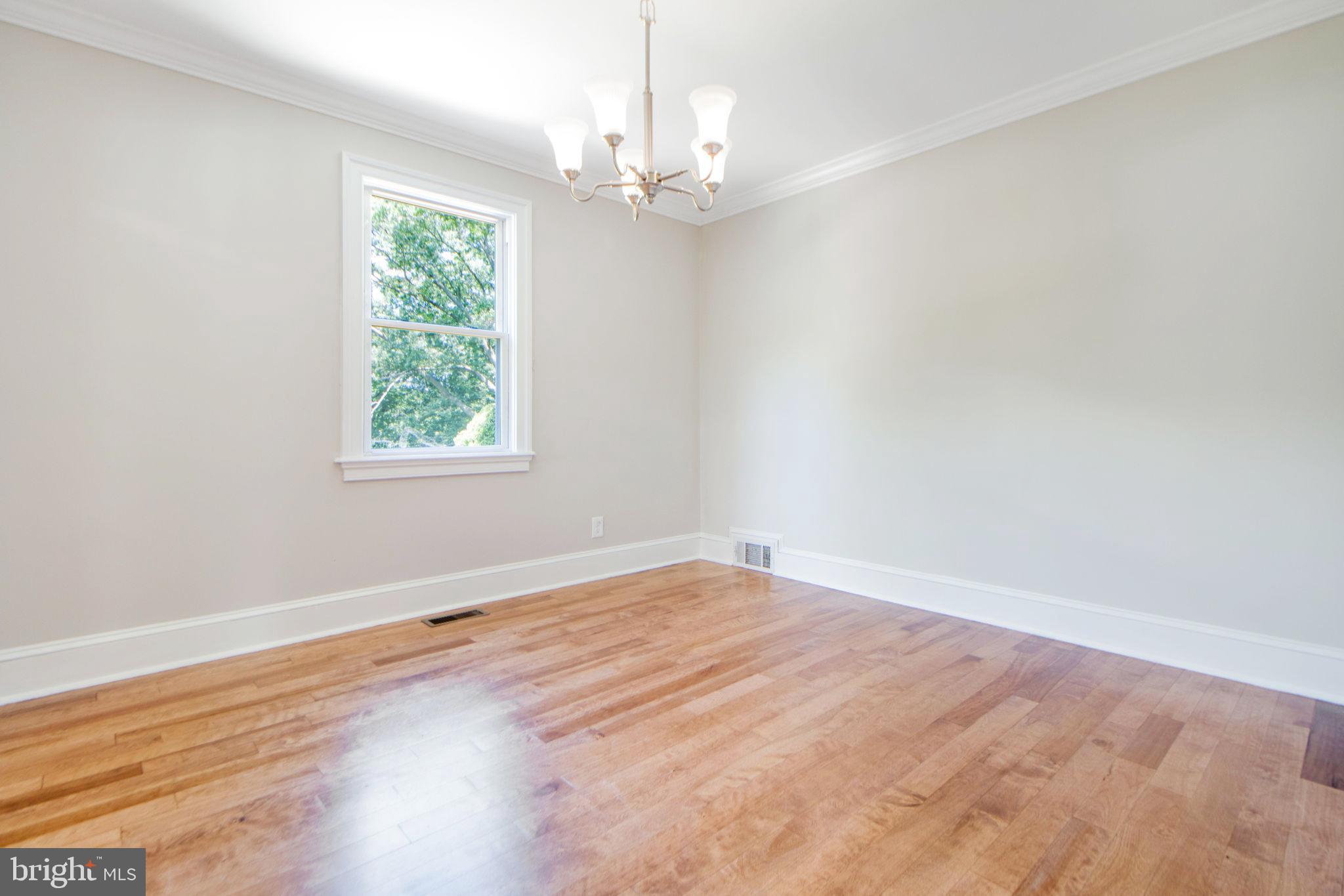 5905 Shady Spring Avenue Rosedale, MD 21237 - Photo 17 of 44 Dining Room