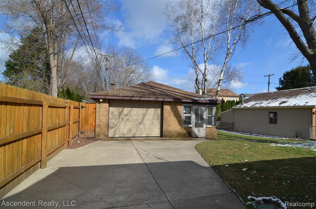 111 South Helen Avenue Rochester, MI 48307 - Photo 21 of 28