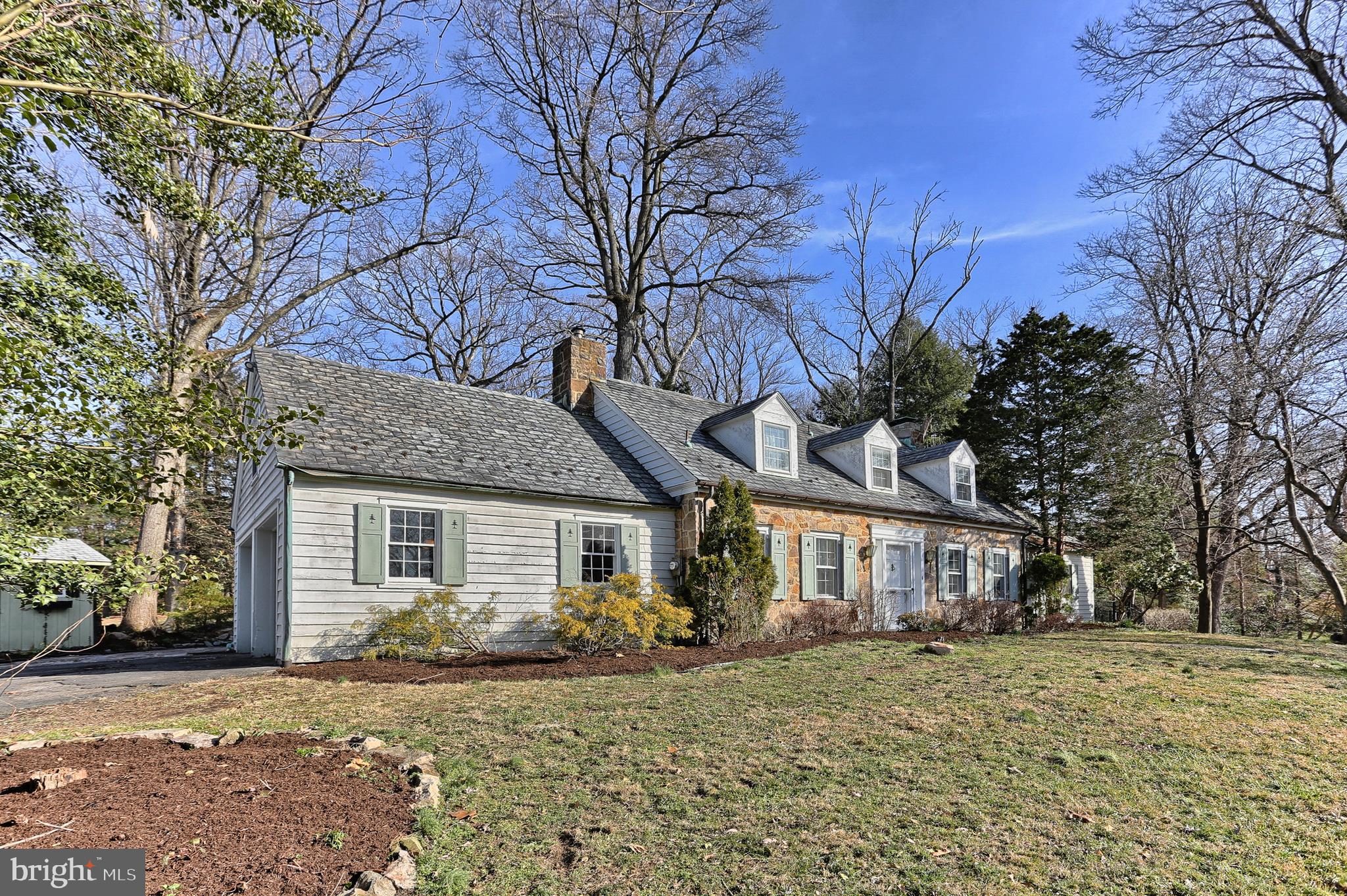 2308 Valley Road Harrisburg, PA 17104 - Photo 4 of 38 Gallery Image 4