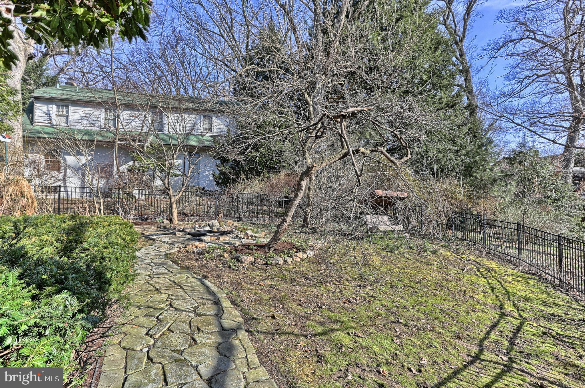 2308 Valley Road Harrisburg, PA 17104 - Photo 5 of 38 Gallery Image 5