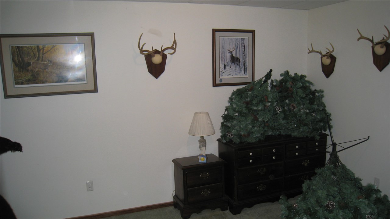 2085 North Carmean Road Interlochen, MI 49643 - Photo 27 of 50 1798079-26.JPG