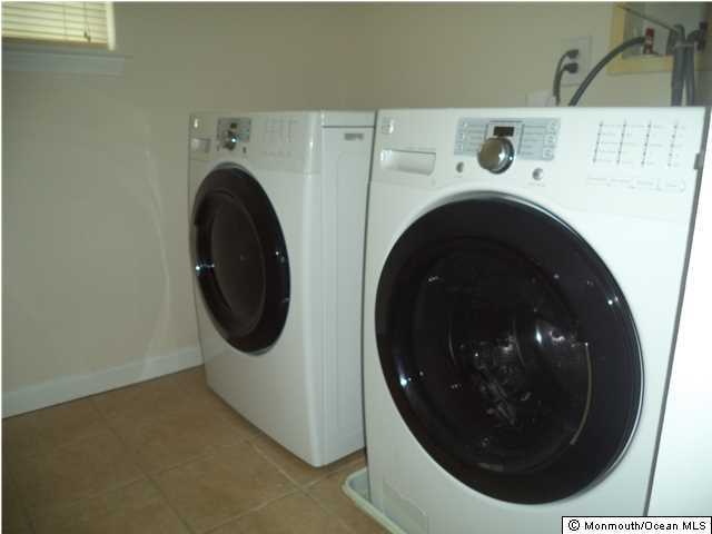 6 Mapletree Road Toms River, NJ 08753 - Photo 10 of 17 Additional Photo