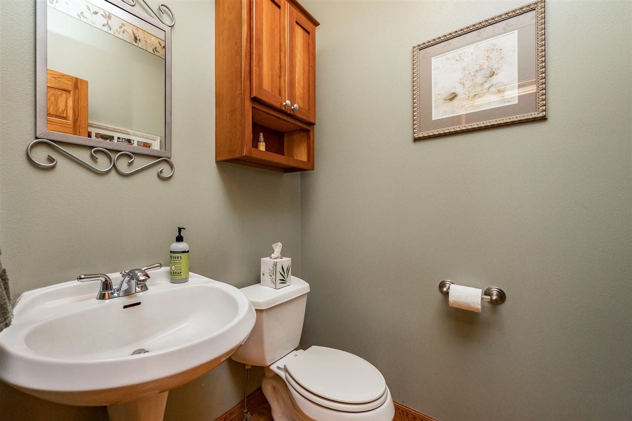 2627 Anchorage Road Northeast Solon, IA 52333 - Photo 19 of 55 Gallery Image 19