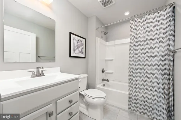 $370,990 | 1655 Alice Springs Drive, Martinsburg, WV 25403