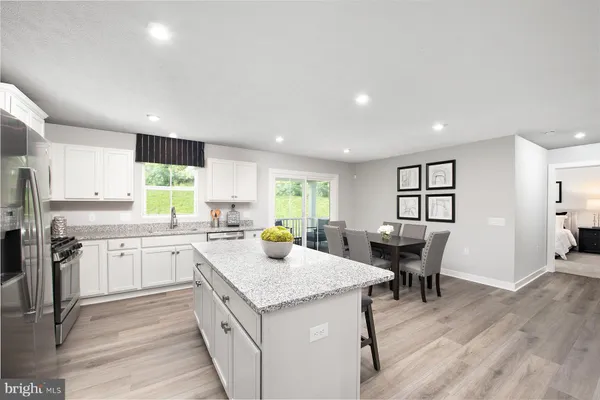 $370,990 | 1655 Alice Springs Drive, Martinsburg, WV 25403