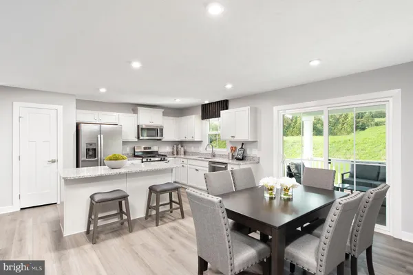 $370,990 | 1655 Alice Springs Drive, Martinsburg, WV 25403