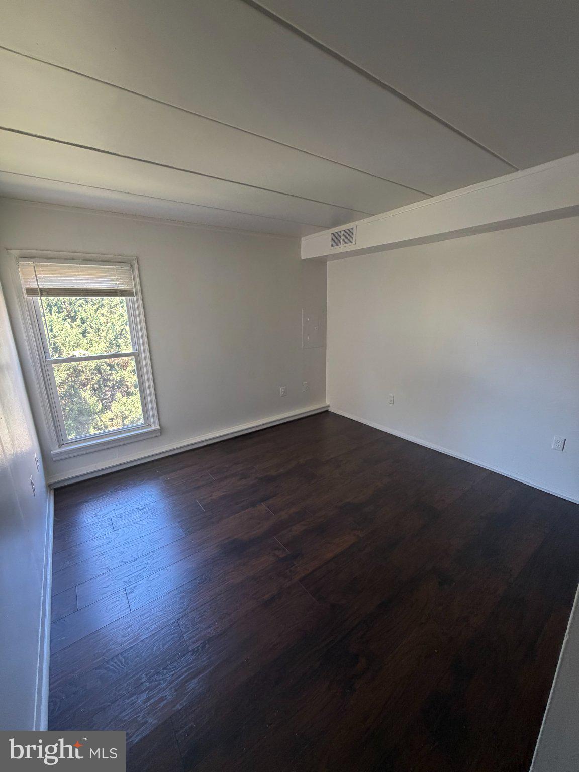 608 Easton Road Willow Grove, PA 19090 - Photo 5 of 16 Bright and airy blank canvas space.