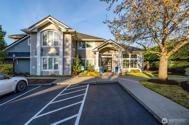 $569,500 | 16125 Juanita Woodinville Way Northeast, Unit 805, Bothell, WA 98011