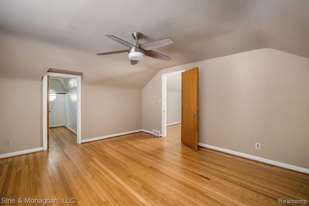 453 Kerby Road Grosse Pointe Farms, MI 48236 - Photo 21 of 32