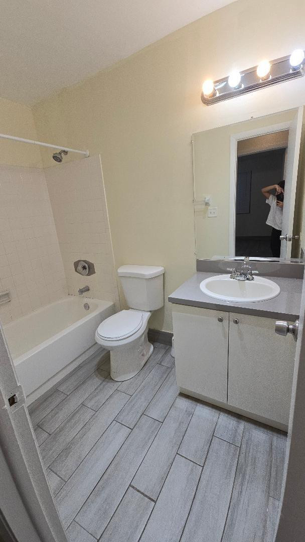 2810 Riverside Drive, Unit 202 Coral Springs, FL 33065 - Photo 18 of 20 Photo 18