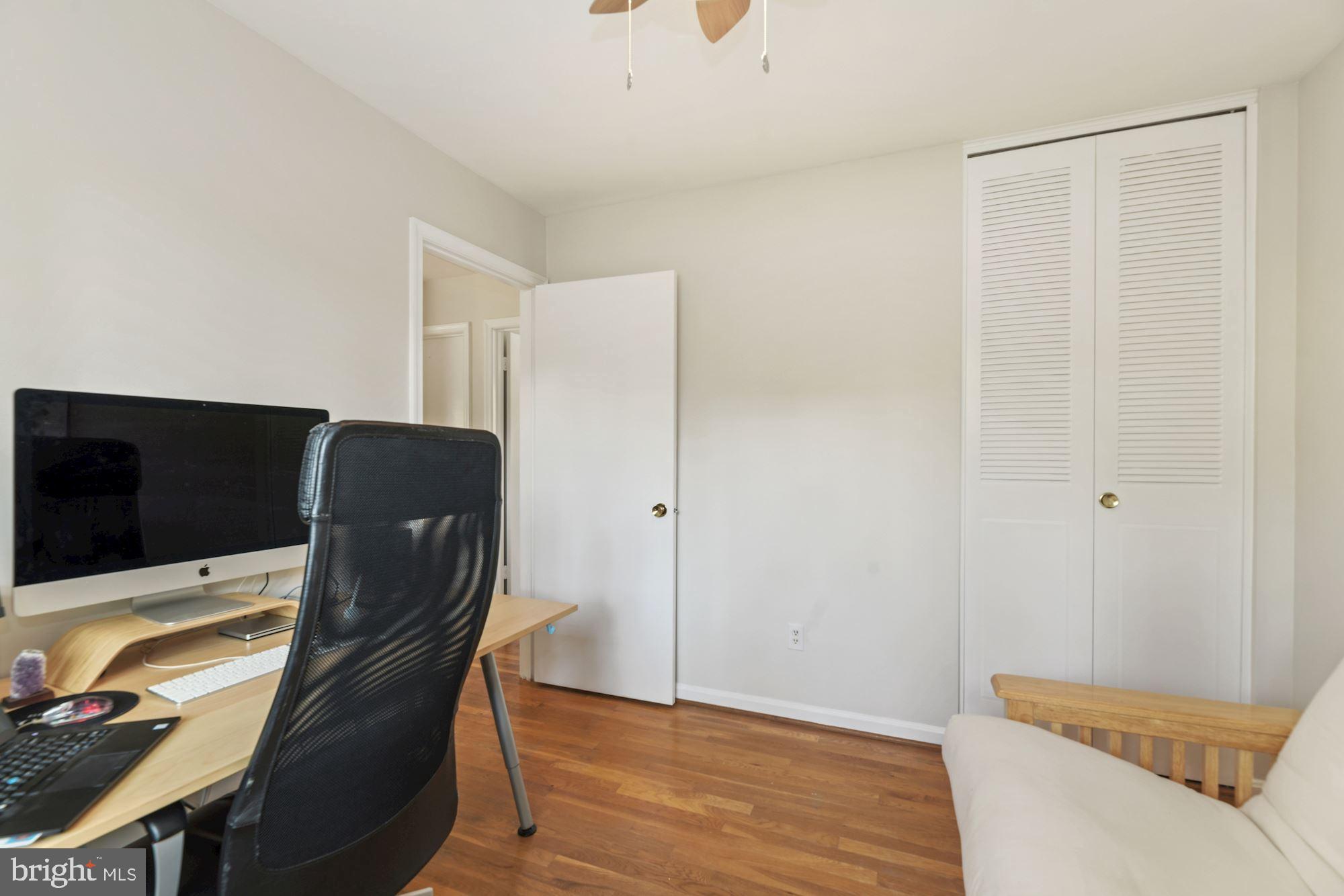 5228 Perth Court Springfield, VA 22151 - Photo 24 of 26 a workspace with furniture and wooden floor