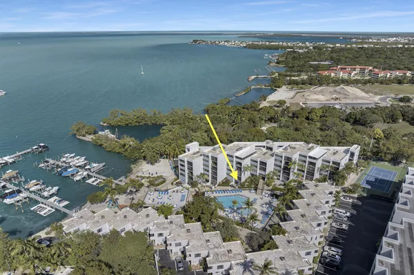 $850,000 | 104350 Overseas Highway, Unit B105 AND 30' BOAT SLIP, Key Largo, FL 33037