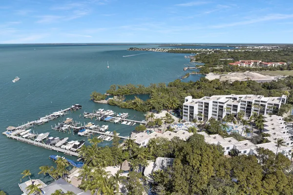 $850,000 | 104350 Overseas Highway, Unit B105 AND 30' BOAT SLIP, Key Largo, FL 33037
