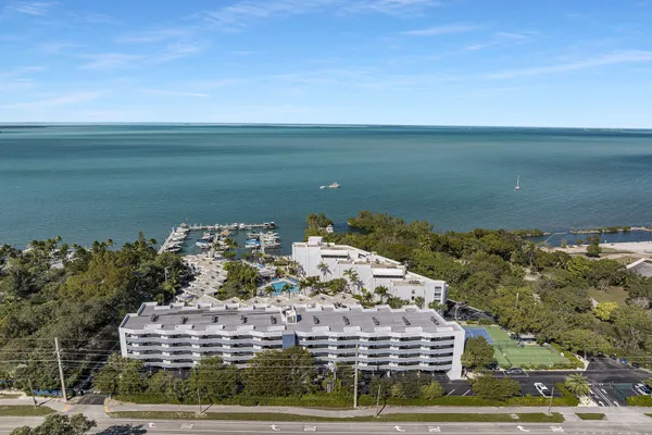 $850,000 | 104350 Overseas Highway, Unit B105 AND 30' BOAT SLIP, Key Largo, FL 33037