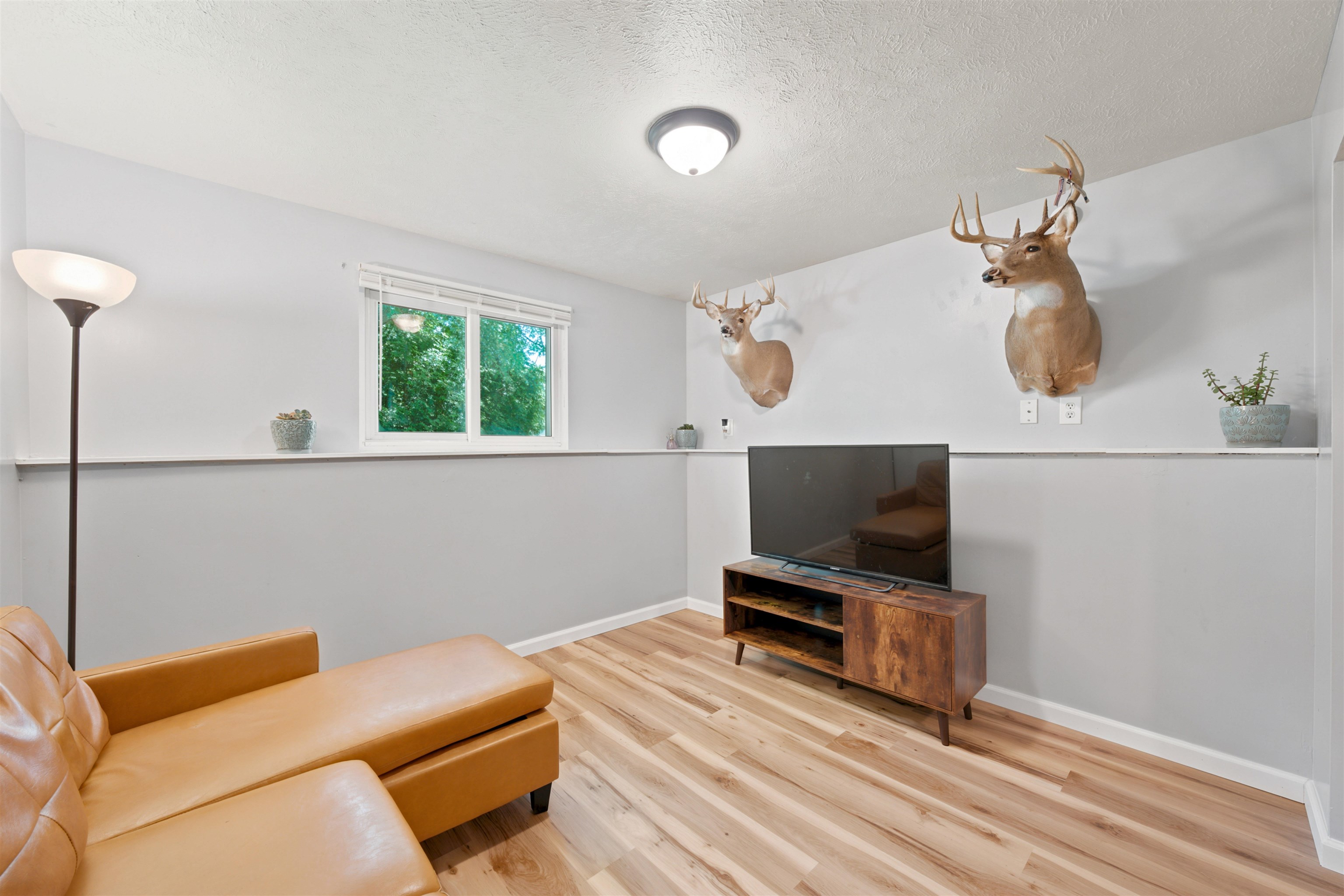 3313 Maple Street Traverse City, MI 49684 - Photo 28 of 47 1947154-c72a6d98-2bd5-4660-bfe9-8eadceaf7aab.JPG
