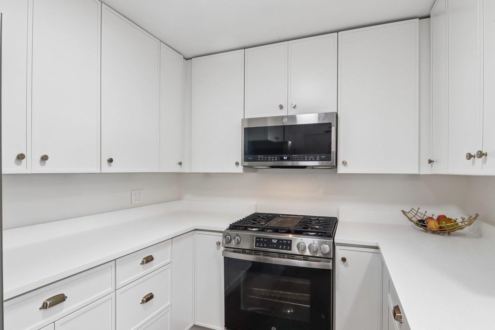 6309 Hilly Way Cary, IL 60013 - Photo 5 of 33 Gallery Image 5