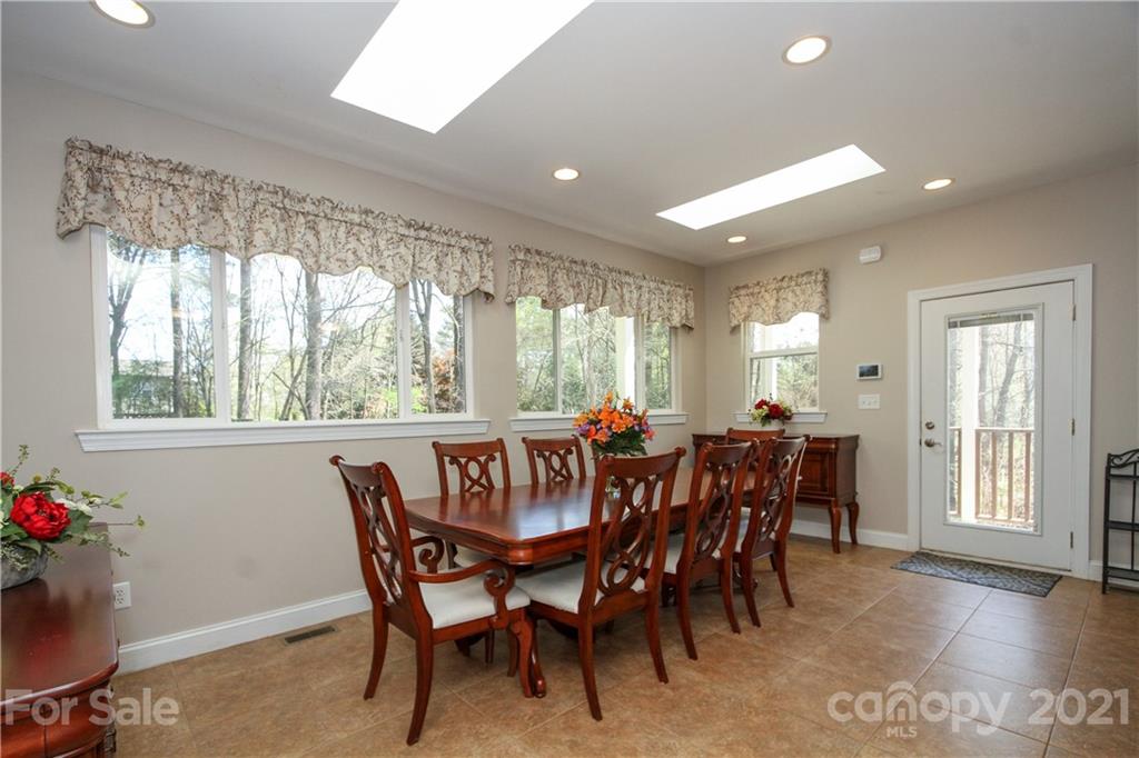 300 Robinson Road Mooresville, NC 28117 - Photo 14 of 47 Gallery Image 14