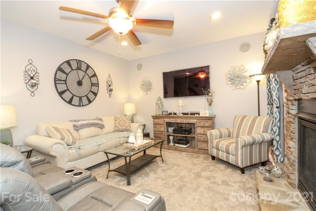300 Robinson Road Mooresville, NC 28117 - Photo 16 of 47 Gallery Image 16