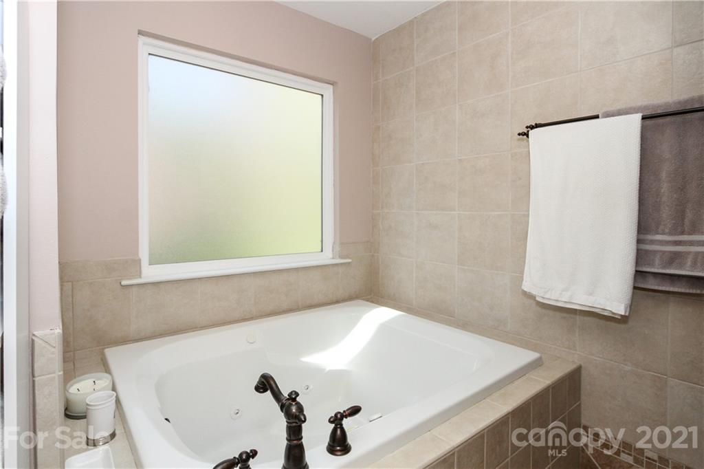 300 Robinson Road Mooresville, NC 28117 - Photo 31 of 47 Gallery Image 31