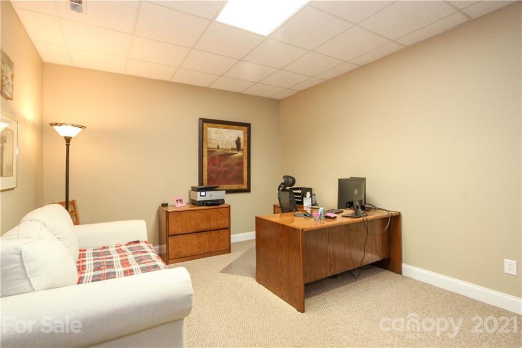 300 Robinson Road Mooresville, NC 28117 - Photo 37 of 47 Gallery Image 37