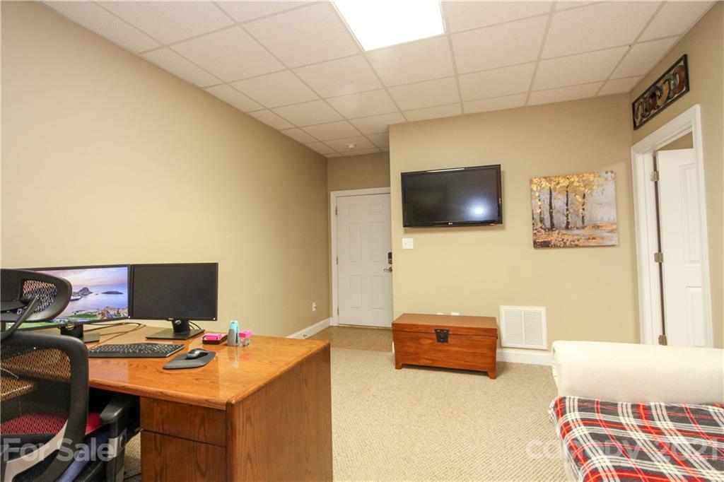 300 Robinson Road Mooresville, NC 28117 - Photo 38 of 47 Gallery Image 38