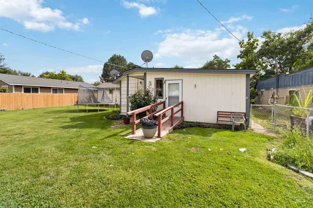 $299,900 | 428 West Montana Avenue, Homedale, ID 83628