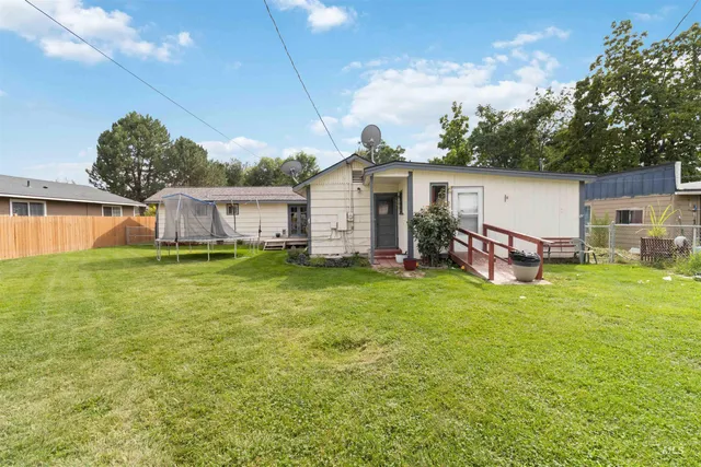 $299,900 | 428 West Montana Avenue, Homedale, ID 83628