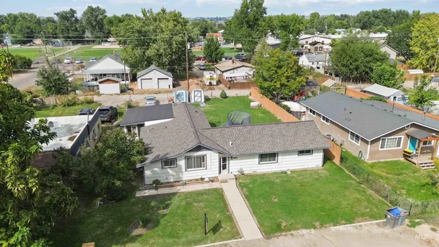 $299,900 | 428 West Montana Avenue, Homedale, ID 83628