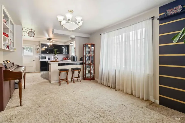 $299,900 | 428 West Montana Avenue, Homedale, ID 83628