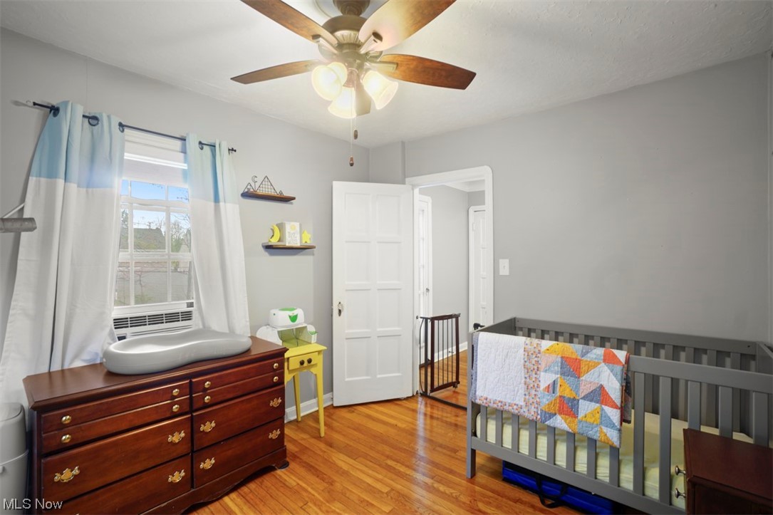 3611 Harvey Road Cleveland, OH 44118 - Photo 25 of 33 Bedroom