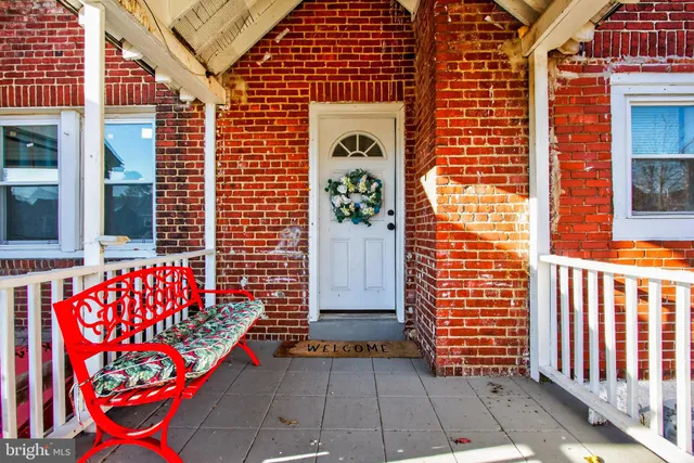 $1,800 | 1118 Sterling Avenue, Linwood, PA 19061