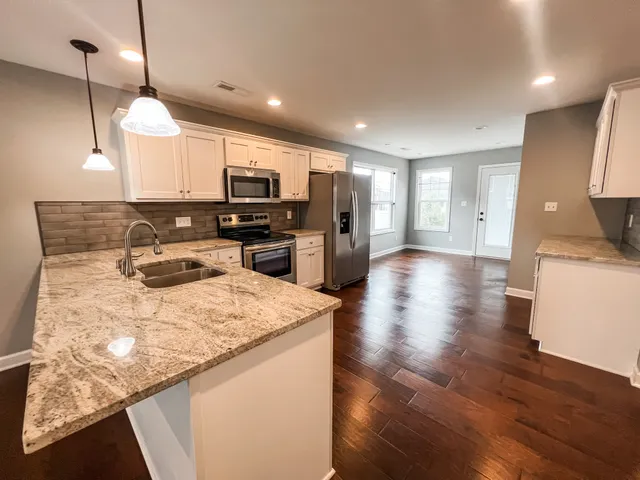 $1,700 | 113 Sir Barton Court, Hopkinsville, KY 42240