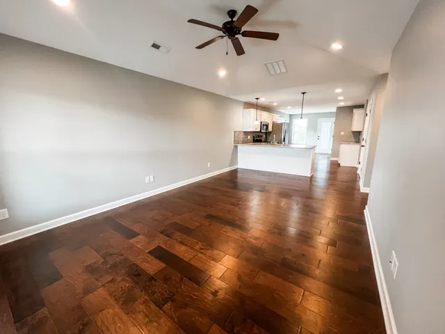 $1,700 | 113 Sir Barton Court, Hopkinsville, KY 42240