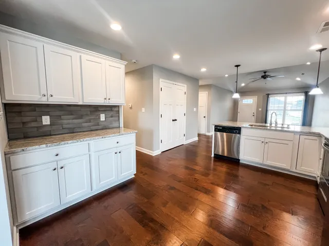 $1,700 | 113 Sir Barton Court, Hopkinsville, KY 42240