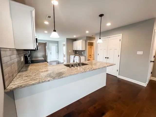 $1,700 | 113 Sir Barton Court, Hopkinsville, KY 42240