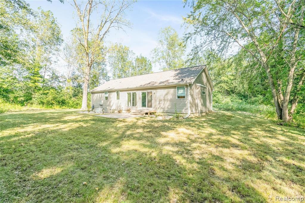 24326 Sumpter Road Belleville, MI 48111 - Photo 27 of 32