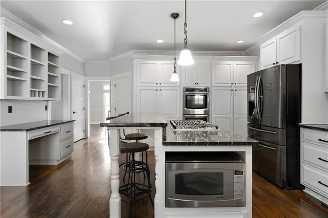 $665,000 | 1 Pembroke Lane, Cartersville, GA 30120