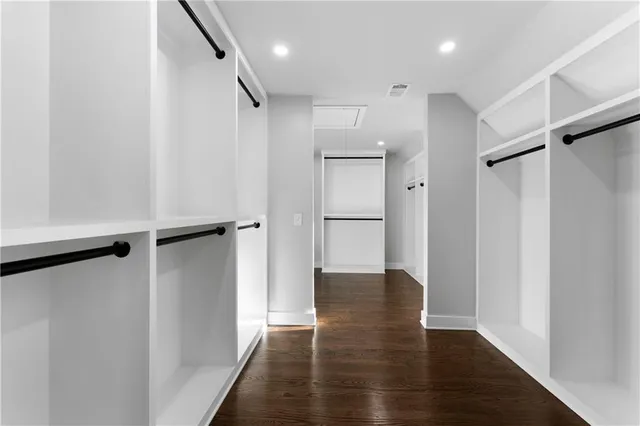 $665,000 | 1 Pembroke Lane, Cartersville, GA 30120