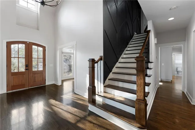 $665,000 | 1 Pembroke Lane, Cartersville, GA 30120