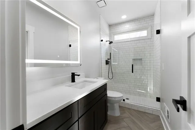 $665,000 | 1 Pembroke Lane, Cartersville, GA 30120