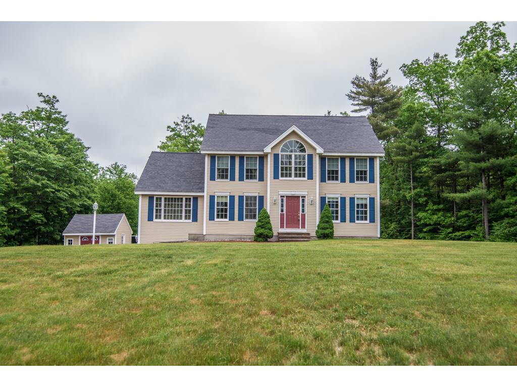 5 Penacook Road Sandown, NH 03873 - Photo 1 of 35