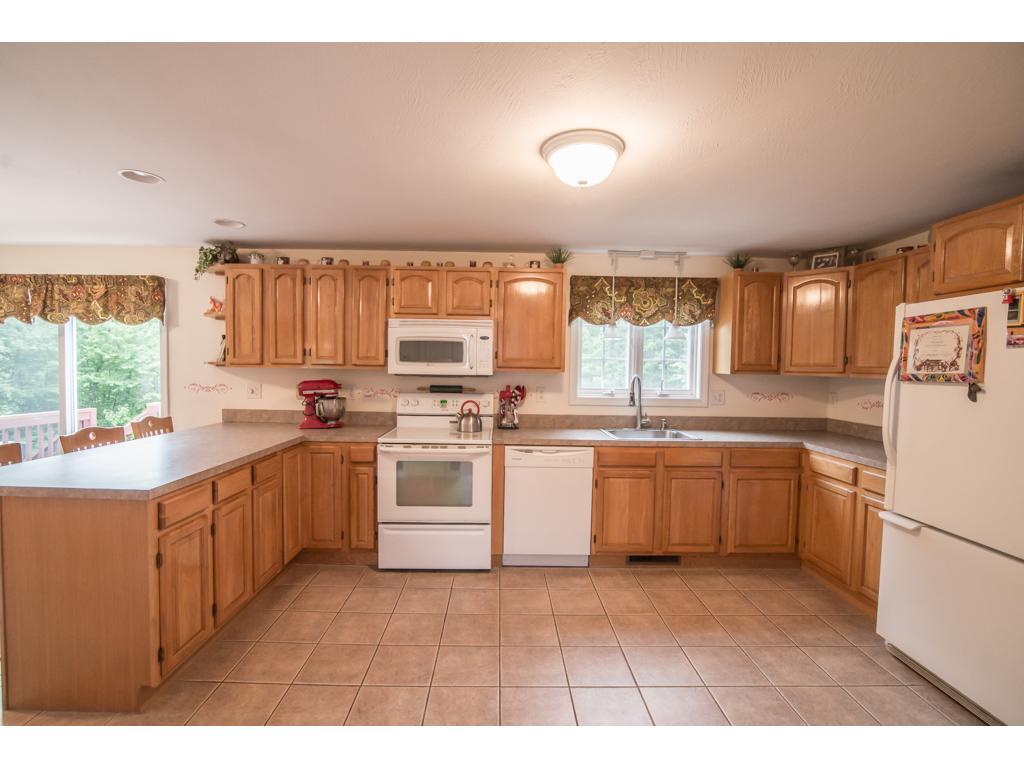 5 Penacook Road Sandown, NH 03873 - Photo 15 of 35