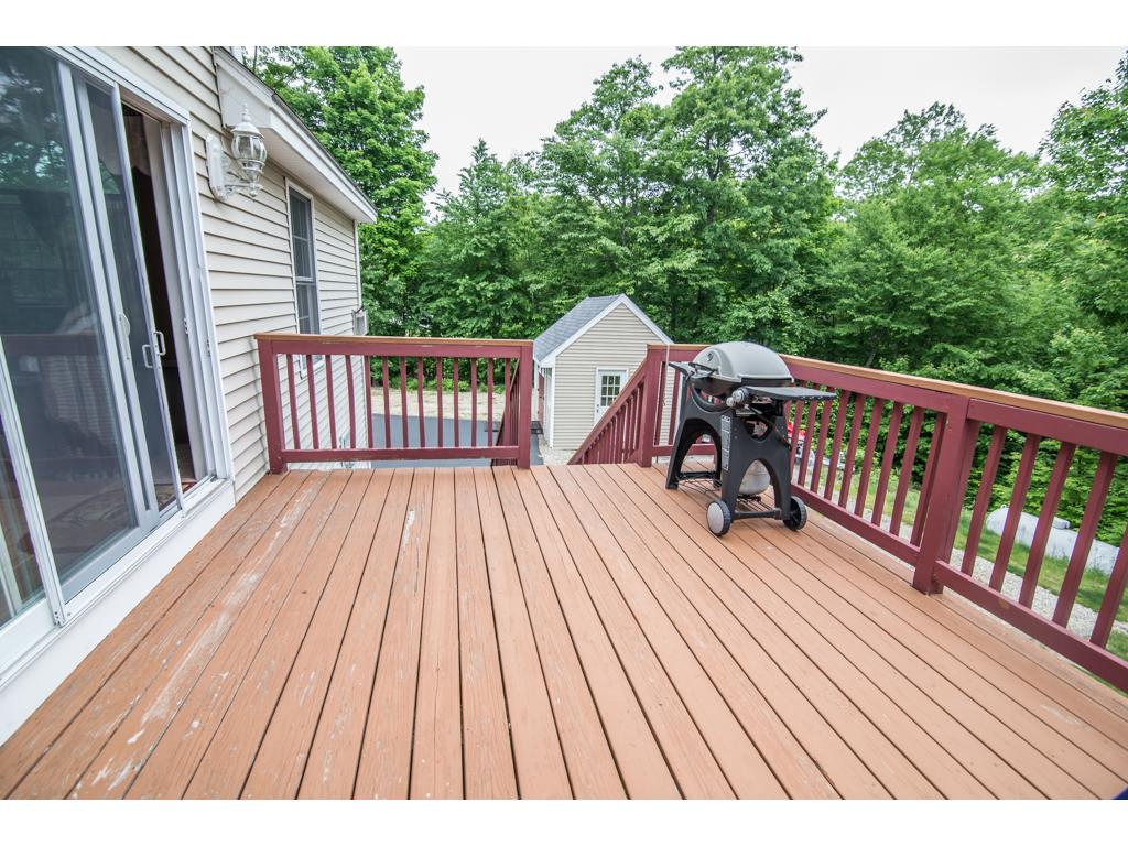 5 Penacook Road Sandown, NH 03873 - Photo 29 of 35