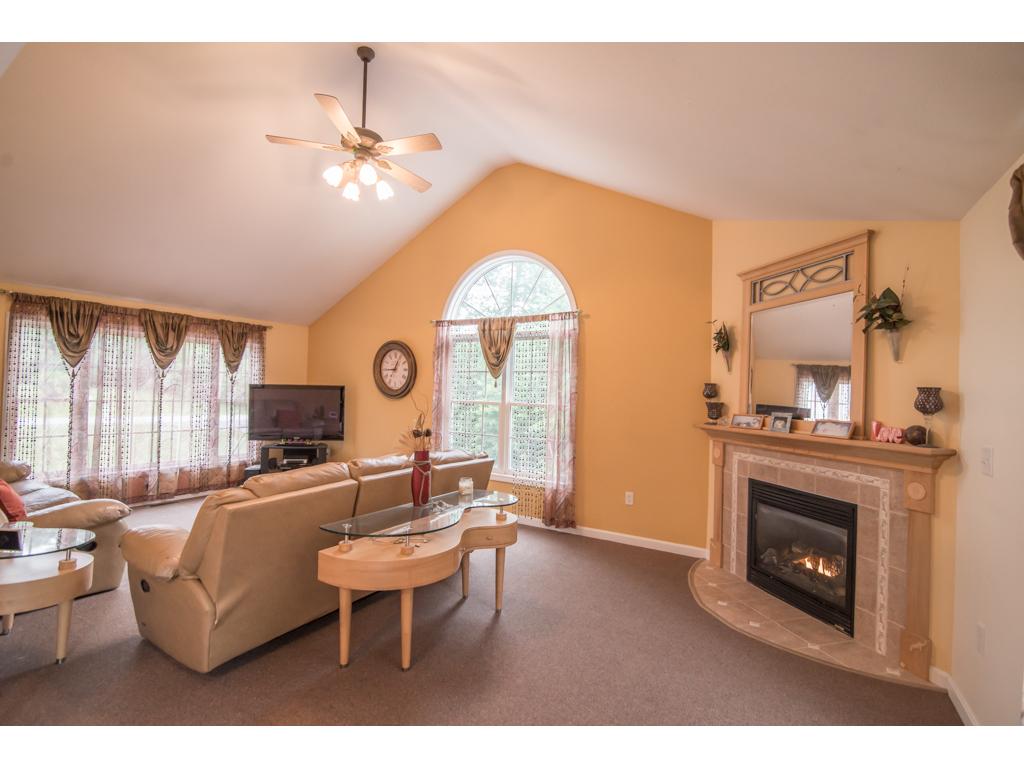 5 Penacook Road Sandown, NH 03873 - Photo 4 of 35
