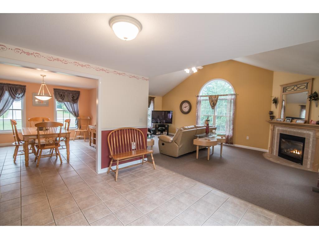 5 Penacook Road Sandown, NH 03873 - Photo 8 of 35
