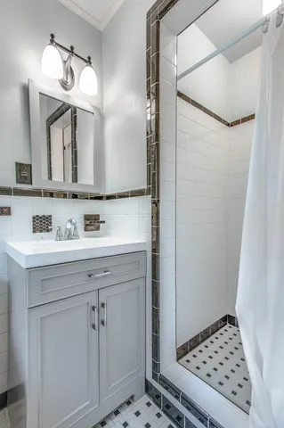 $3,400 | 682 Shawnee Drive, Nashville, TN 37205