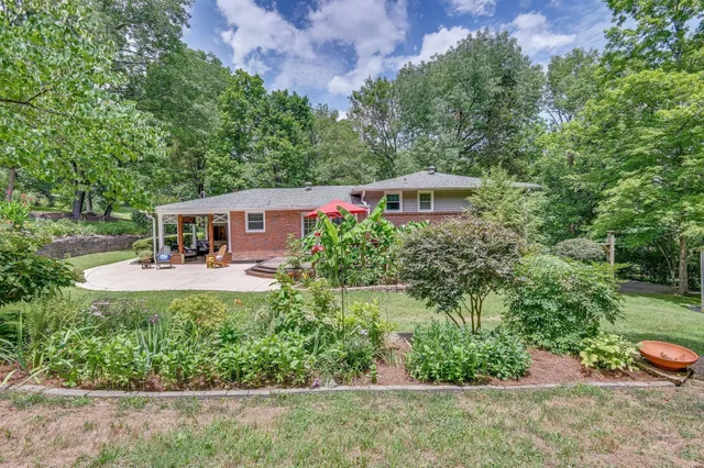 $3,400 | 682 Shawnee Drive, Nashville, TN 37205