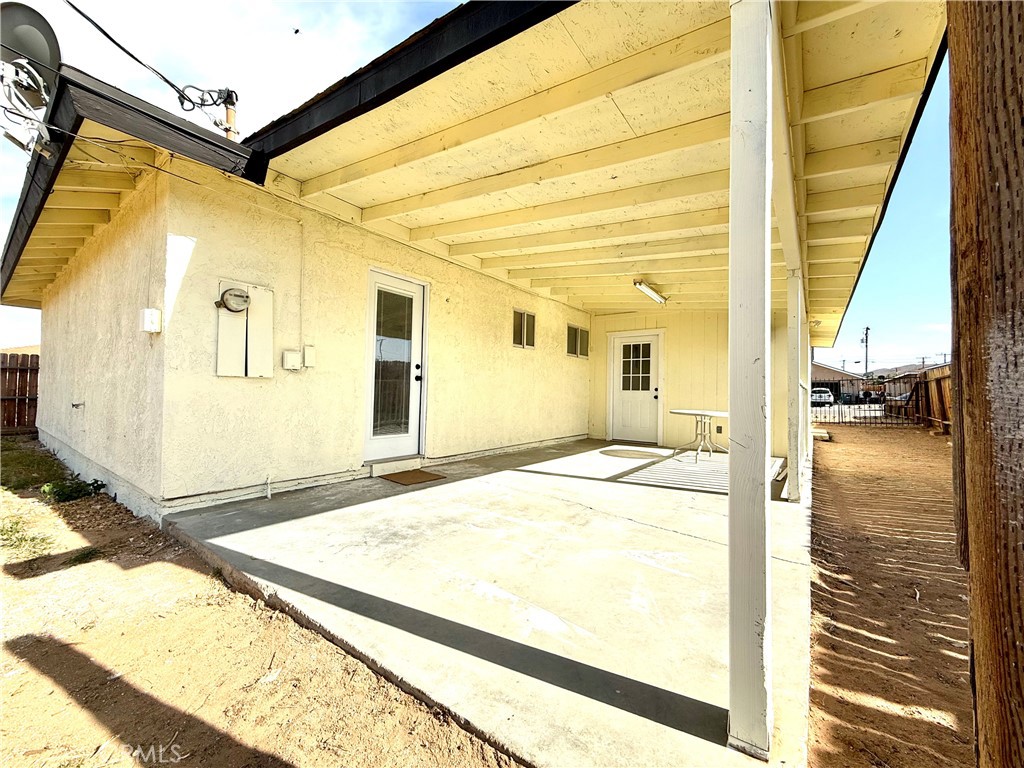 930 West Franklin Avenue Ridgecrest, CA 93555 - Photo 29 of 31 a view of a balcony